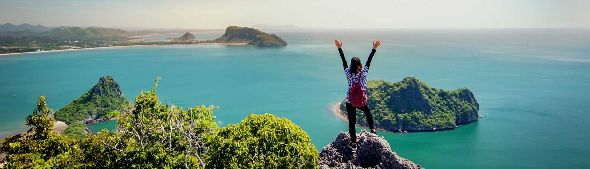 Girl in Vietnam Ha Long Bay