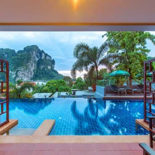 Pool view at the Krabi Cha Da