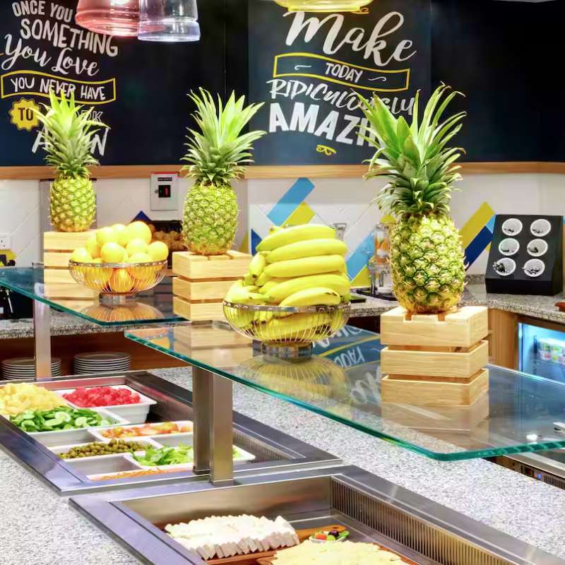 Hampton by Hilton Al Barsha 10 WOLO Travel