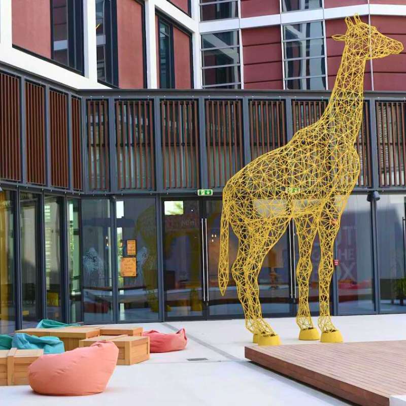 Hampton by Hilton Dubai Al Seef 6 WOLO Travel