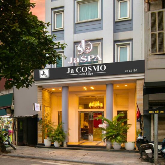 Jo Cosmo Hotel Entrance