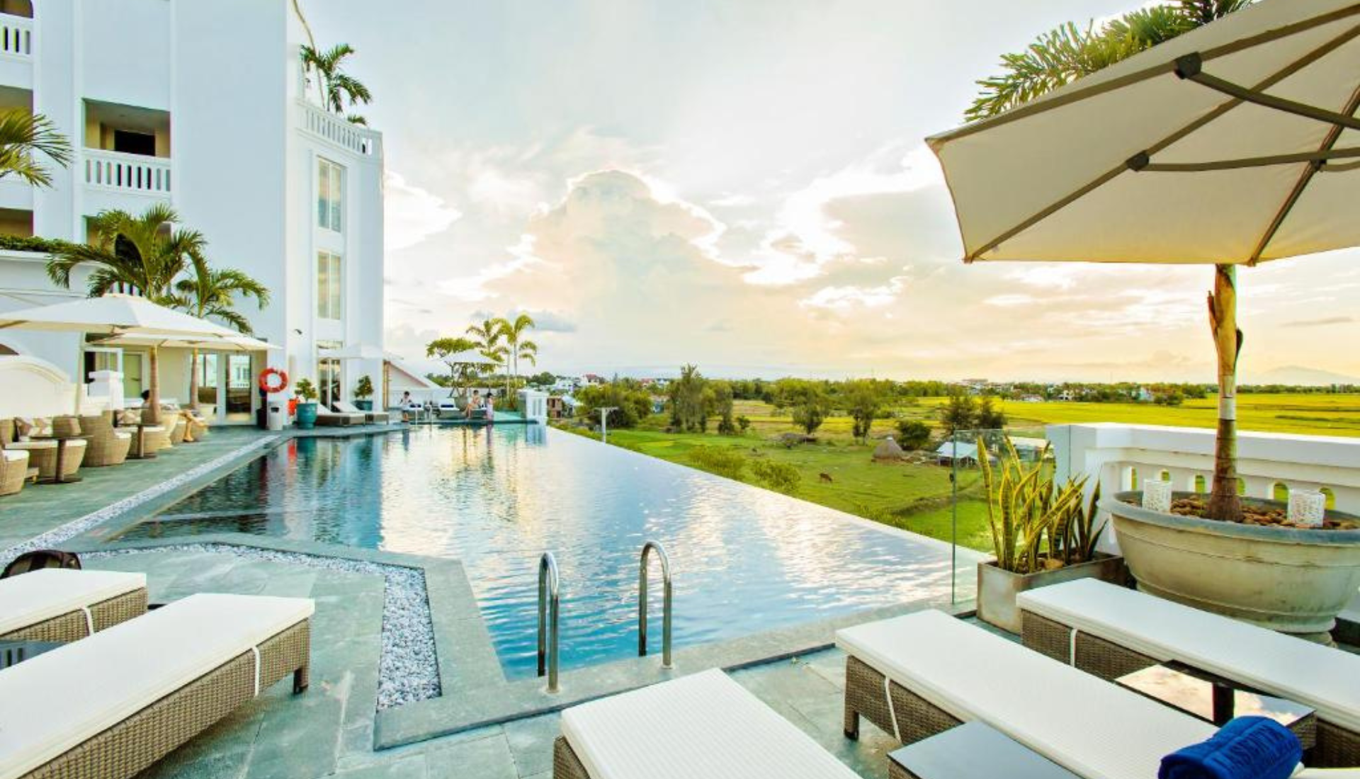 Lasenta Boutique Hotel