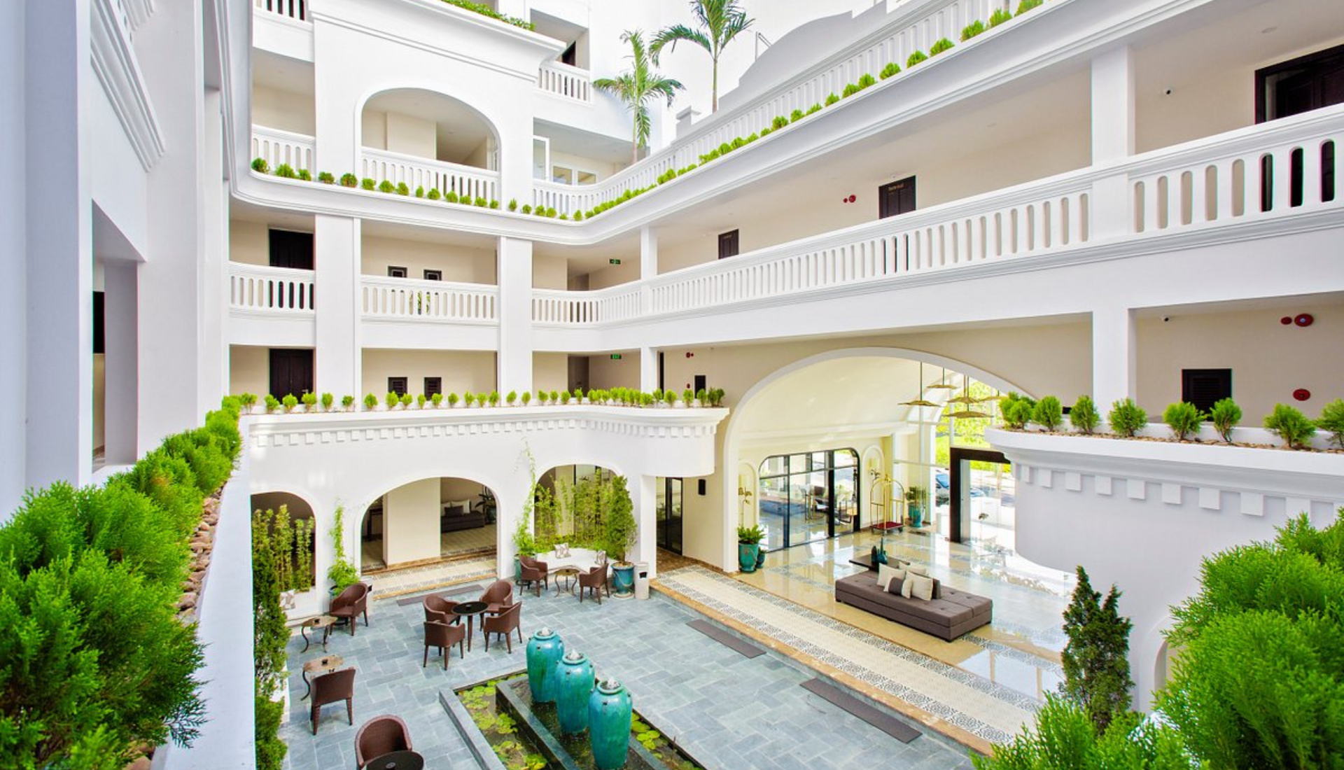 Lasenta Boutique Hotel