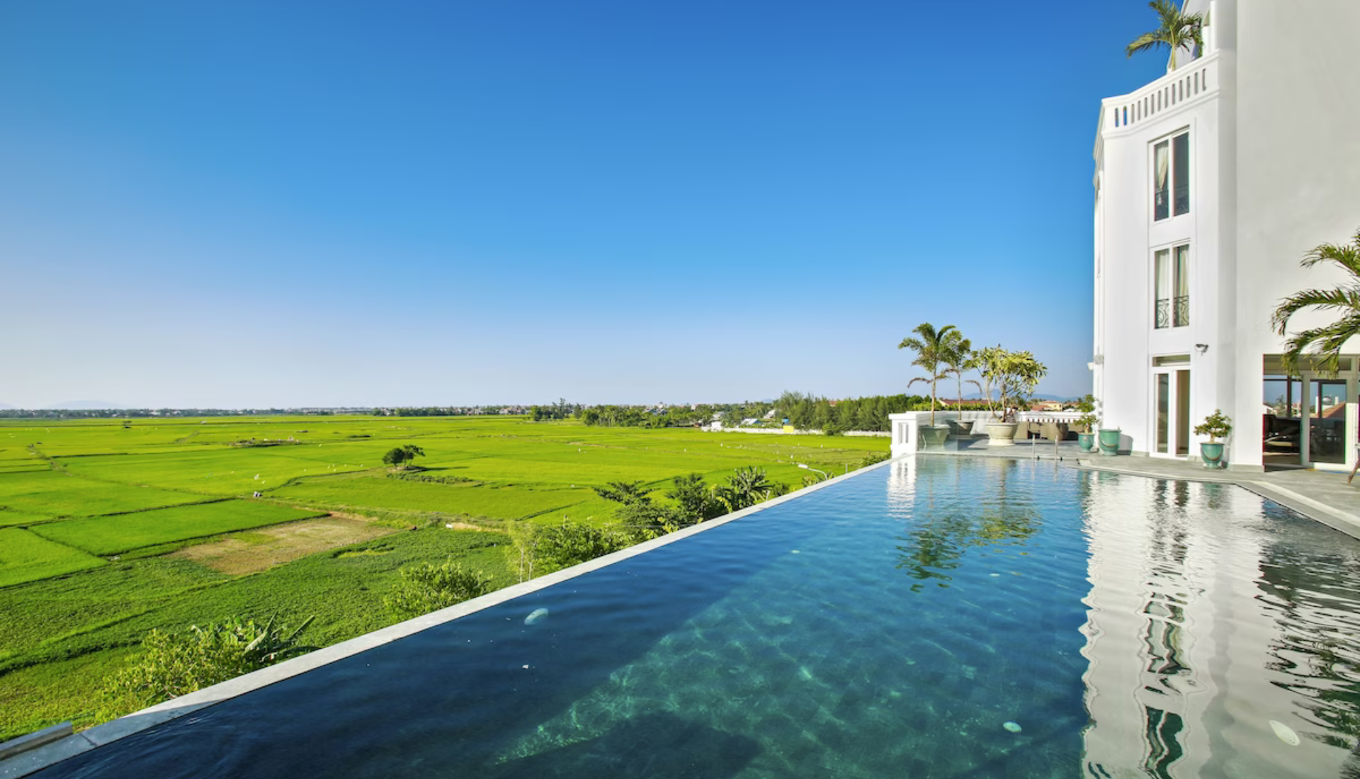 Lasenta Boutique Hotel