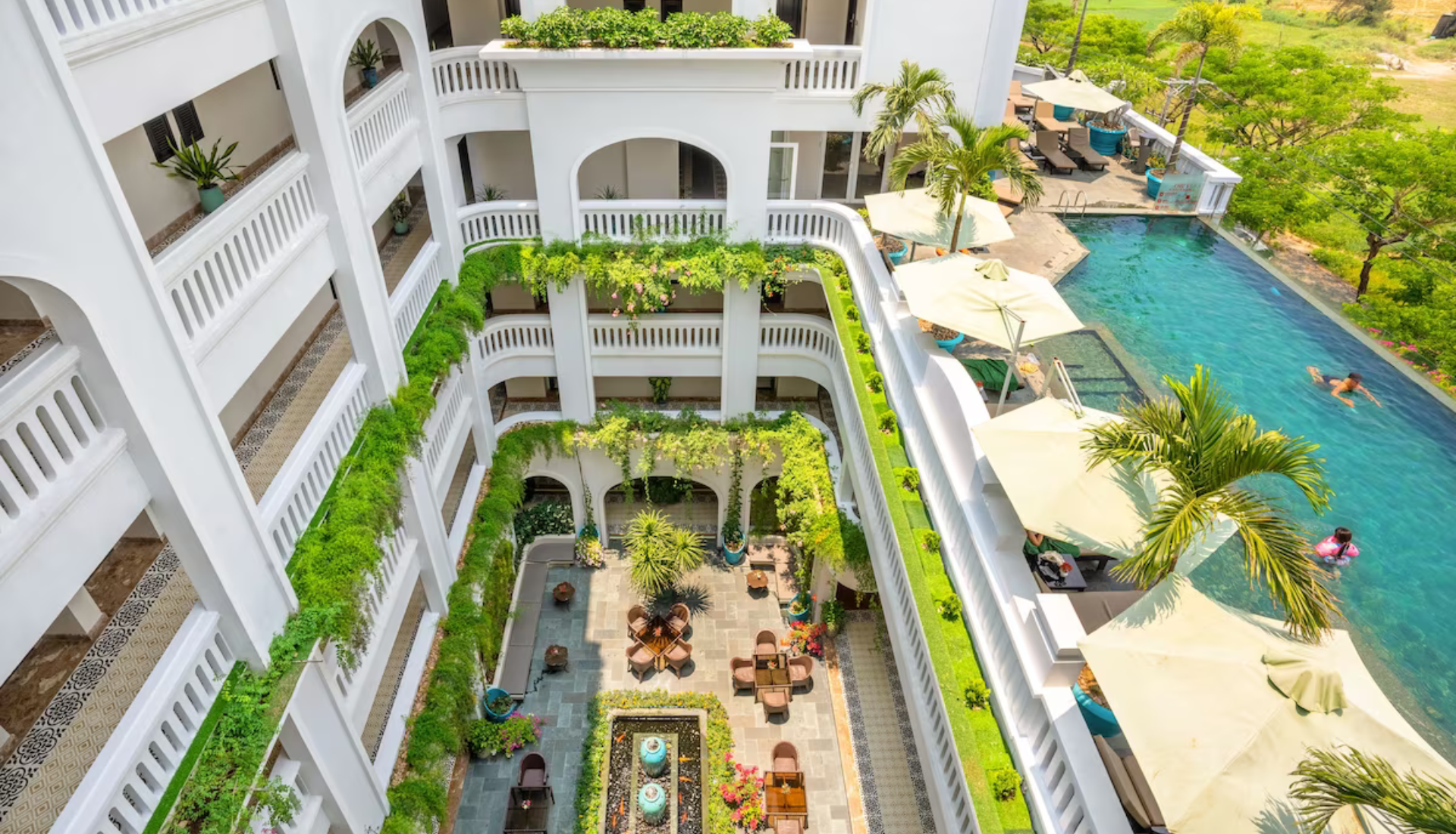 Lasenta Boutique Hotel