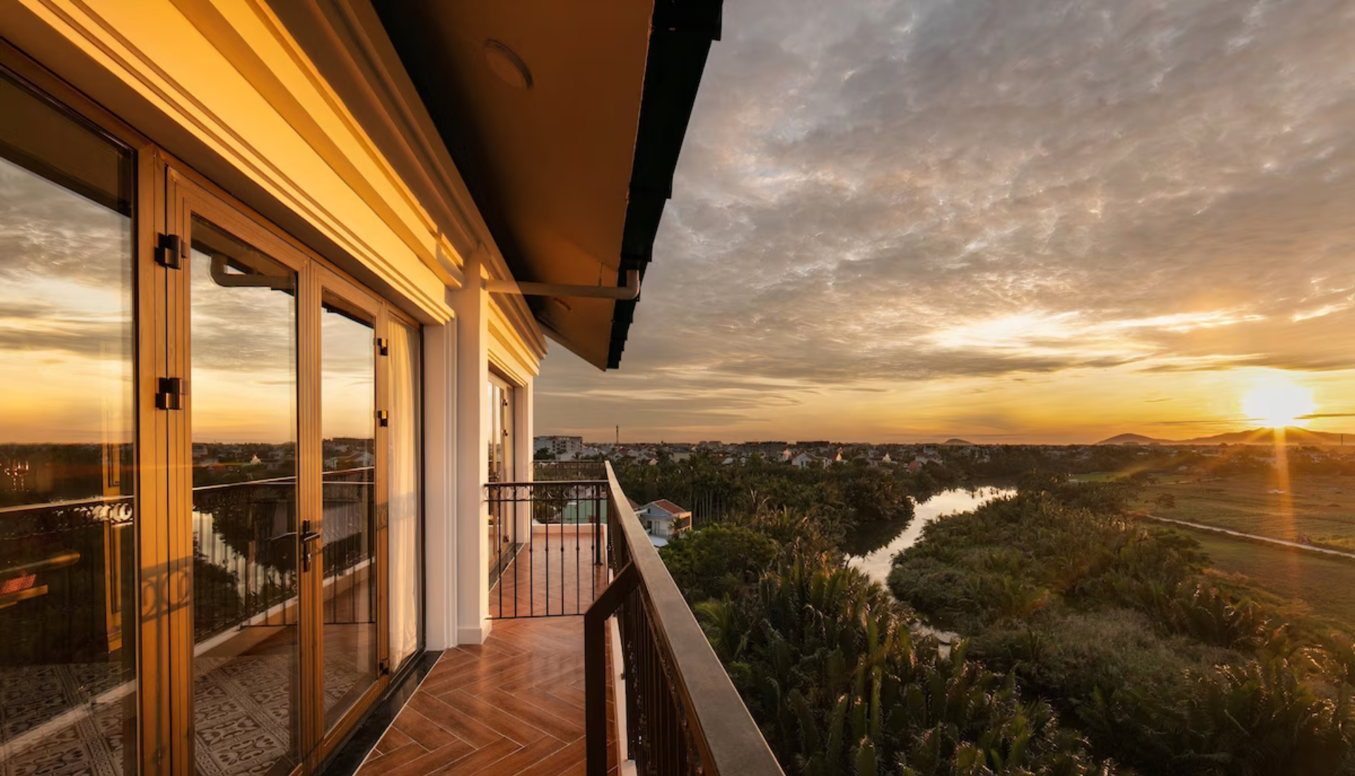 The Shining Riverside Hotel