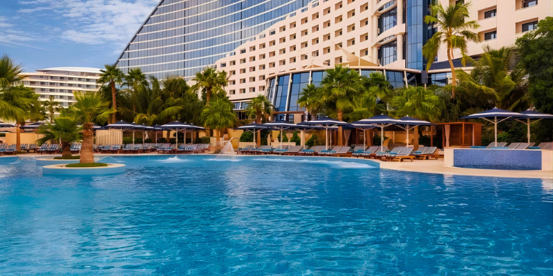 1 1 3 WOLO Travel